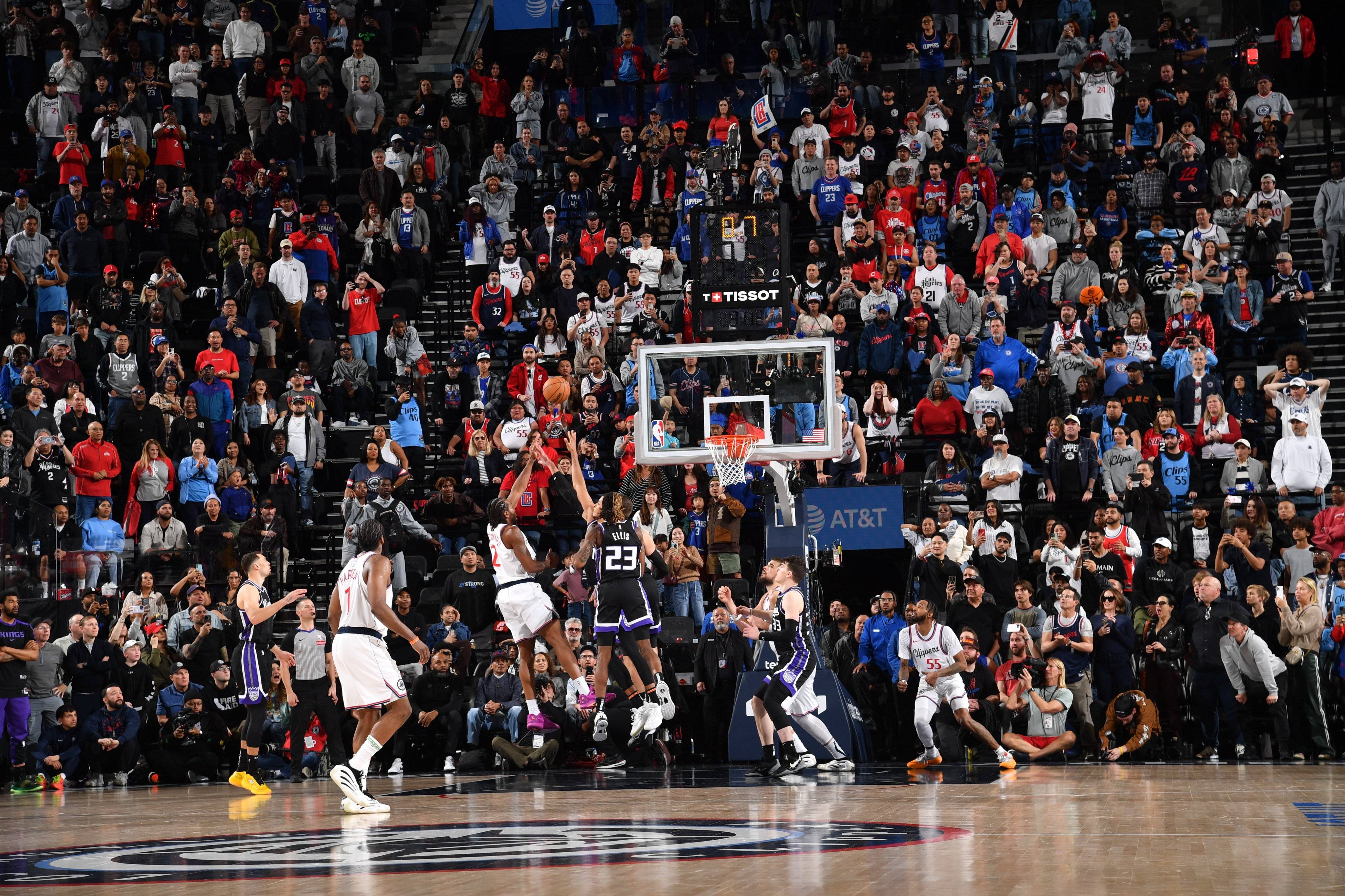 成都蓉城内部会议纪要流出——冲刺阶段绝杀压哨，NBA常规赛使命明确，临场指挥获称赞(总决赛压哨绝杀)