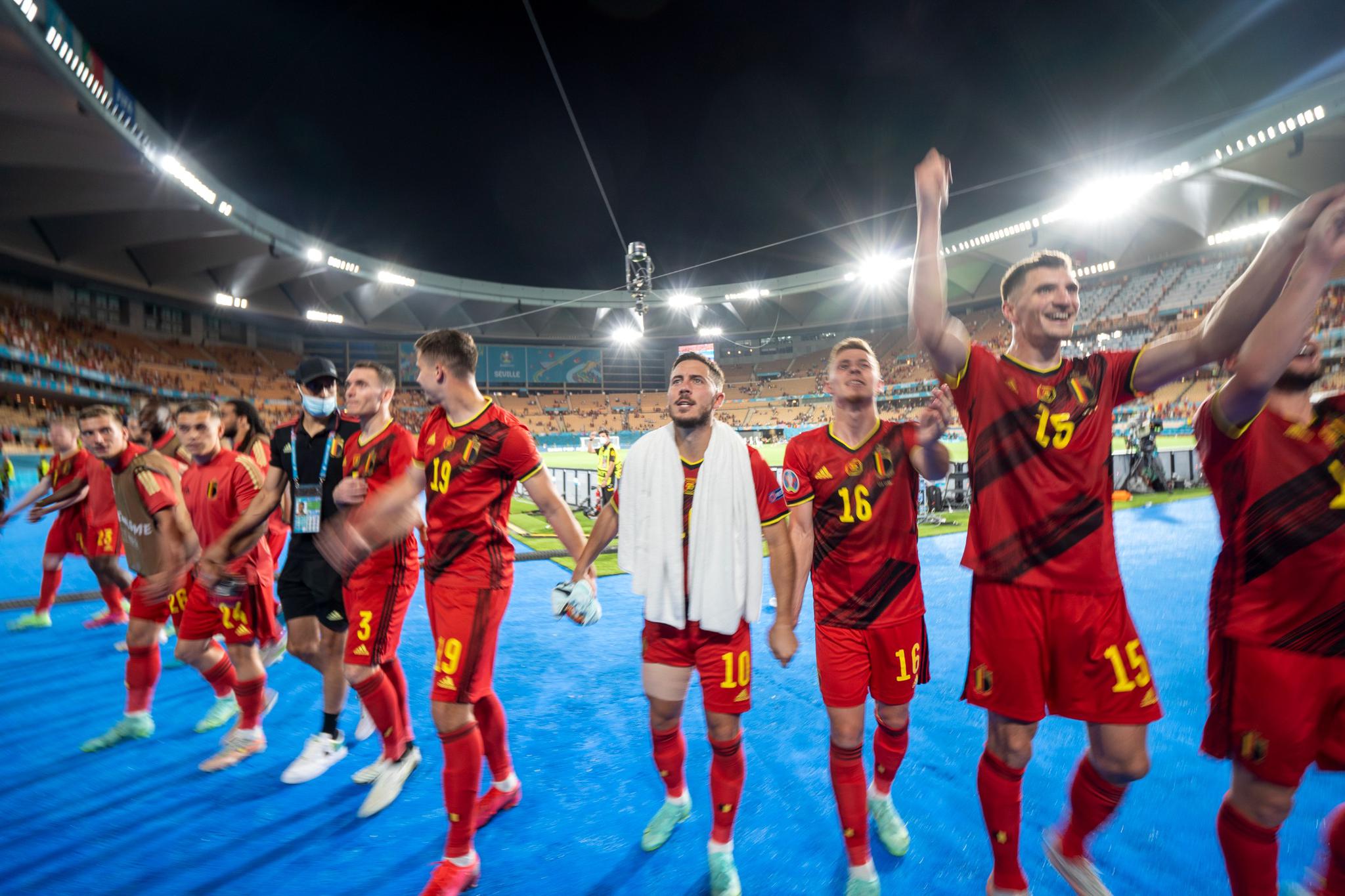 托特纳姆训练开放日，赛前遗憾出局引欢呼，欧篮联在即，阵容厚度经受考验的简单介绍