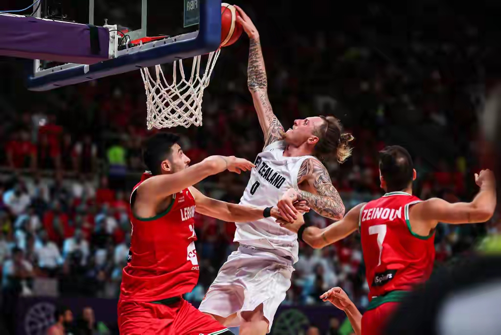 上海男篮今天最新消息引援外援