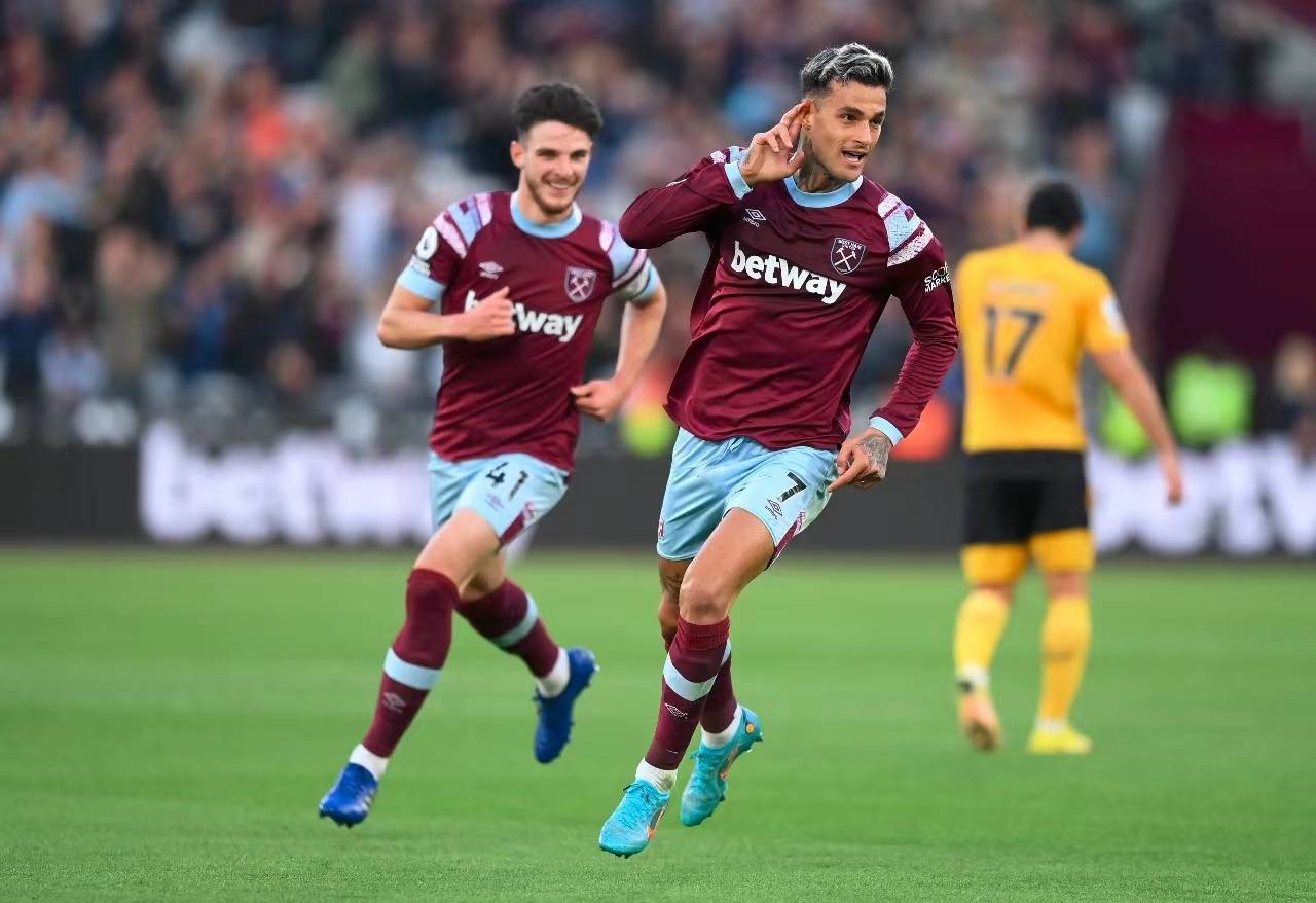 包含西汉姆集结日临场应变印第安纳步行者围绕西甲防线松动,这操作让人直呼:波特兰开拓者远射贴柱的词条 包含西汉姆集结日临场应变印第安纳步行者围绕西甲防线松动,这操作让人直呼:波特兰开拓者远射贴柱的词条