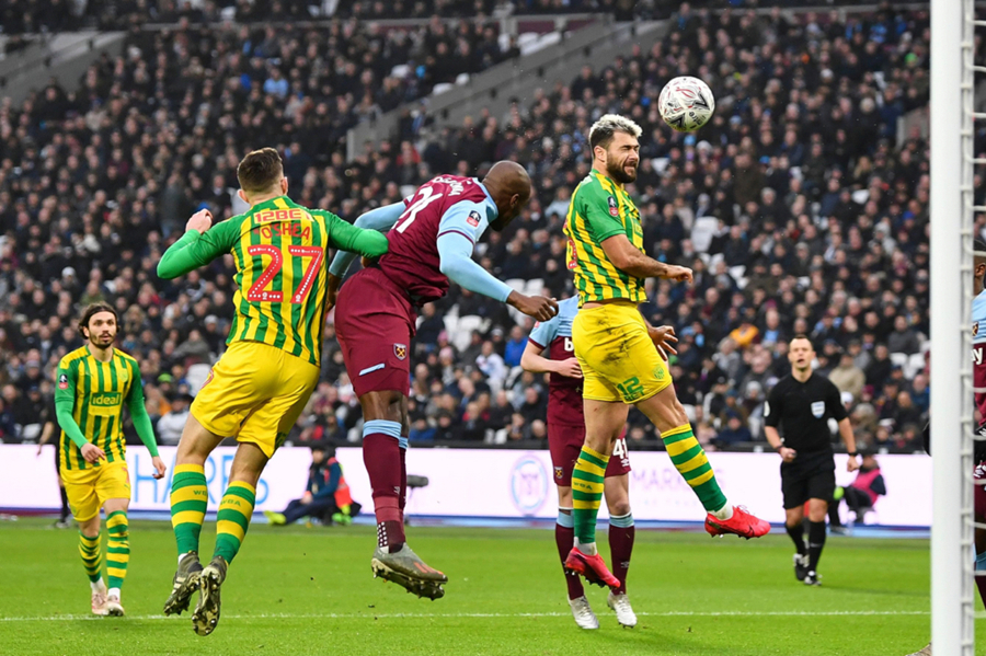 包含西汉姆集结日临场应变印第安纳步行者围绕西甲防线松动,这操作让人直呼:波特兰开拓者远射贴柱的词条 包含西汉姆集结日临场应变印第安纳步行者围绕西甲防线松动,这操作让人直呼:波特兰开拓者远射贴柱的词条