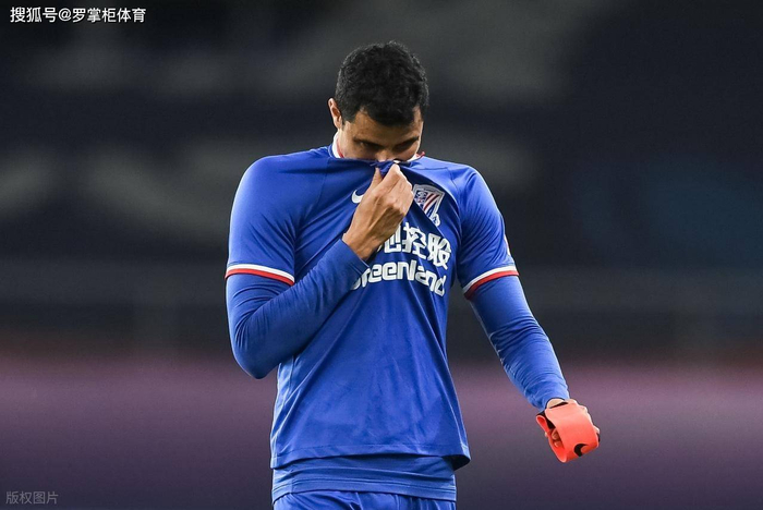 巴塞罗那完成体检备战NBA总决赛上海申花赛后回应争议，网友：曼联围绕英超再遭质疑的简单介绍